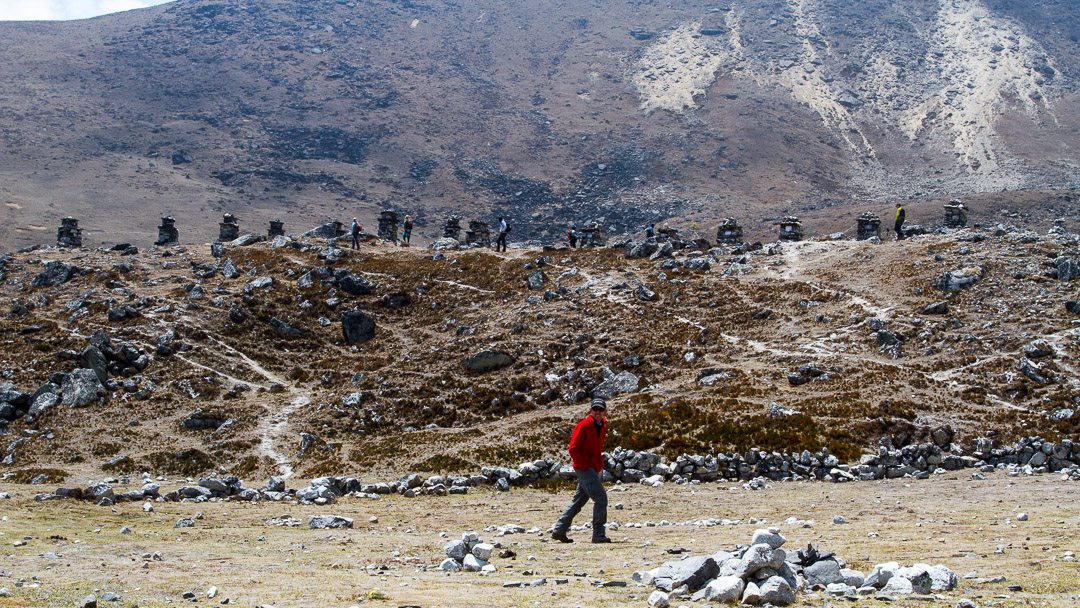 Trekkers in Everest