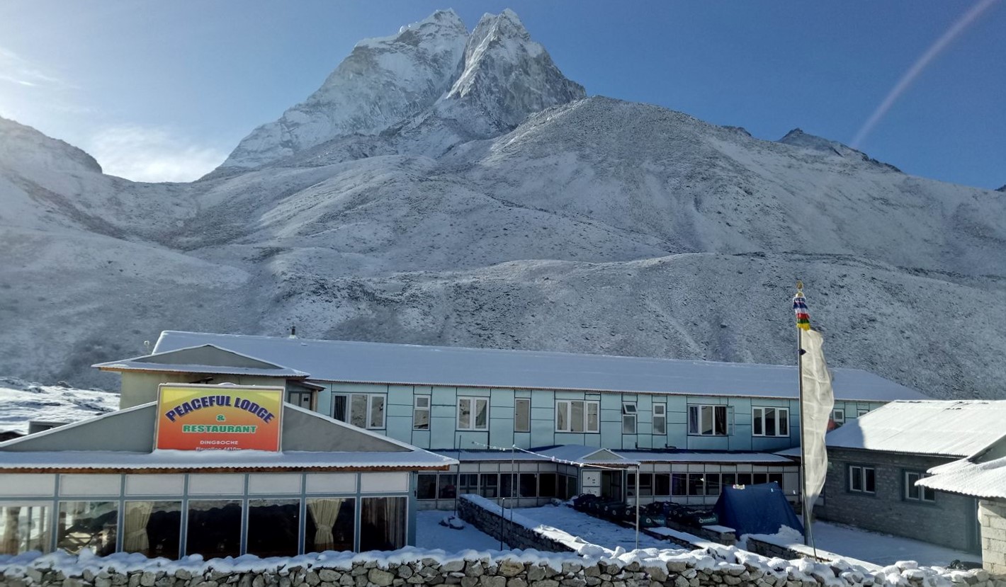 Peaceful lodge in Dingboche during winter